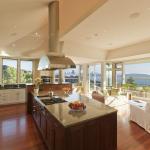 Kitchen / Living Room